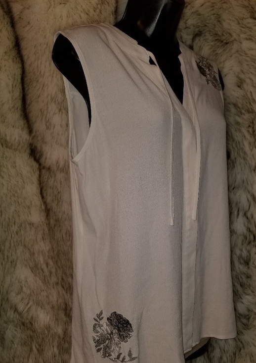 Vera Wang  Top Beautiful Blouse  NWT camisole - Picture 4 of 7